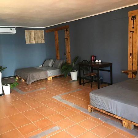 Bon Vivant Front De Mer - Ile Rodrigues Port Mathurin Bagian luar foto