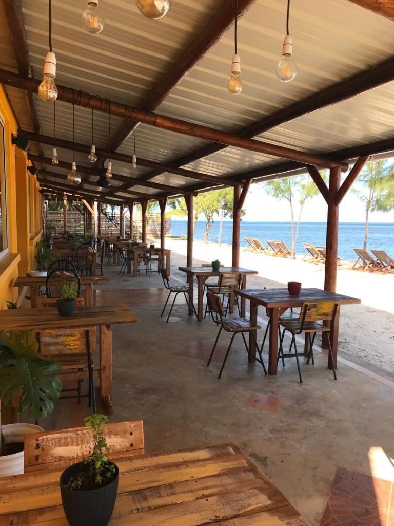 Bon Vivant Front De Mer - Ile Rodrigues Port Mathurin Bagian luar foto